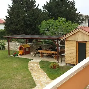 apartment-babic-nin.hotelinzadar.com/